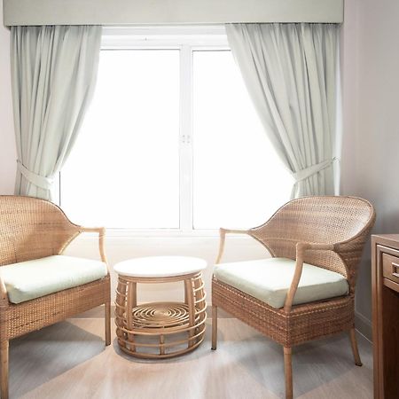 Baan Sukhumvit Soi 18 Hotel Bangkok Ngoại thất bức ảnh