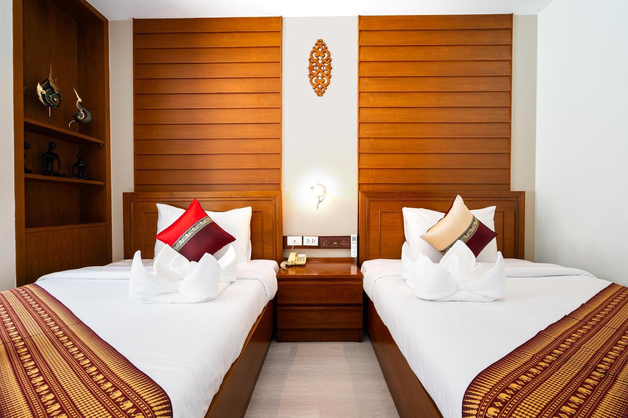 Baan Sukhumvit Soi 18 Hotel Bangkok Ngoại thất bức ảnh