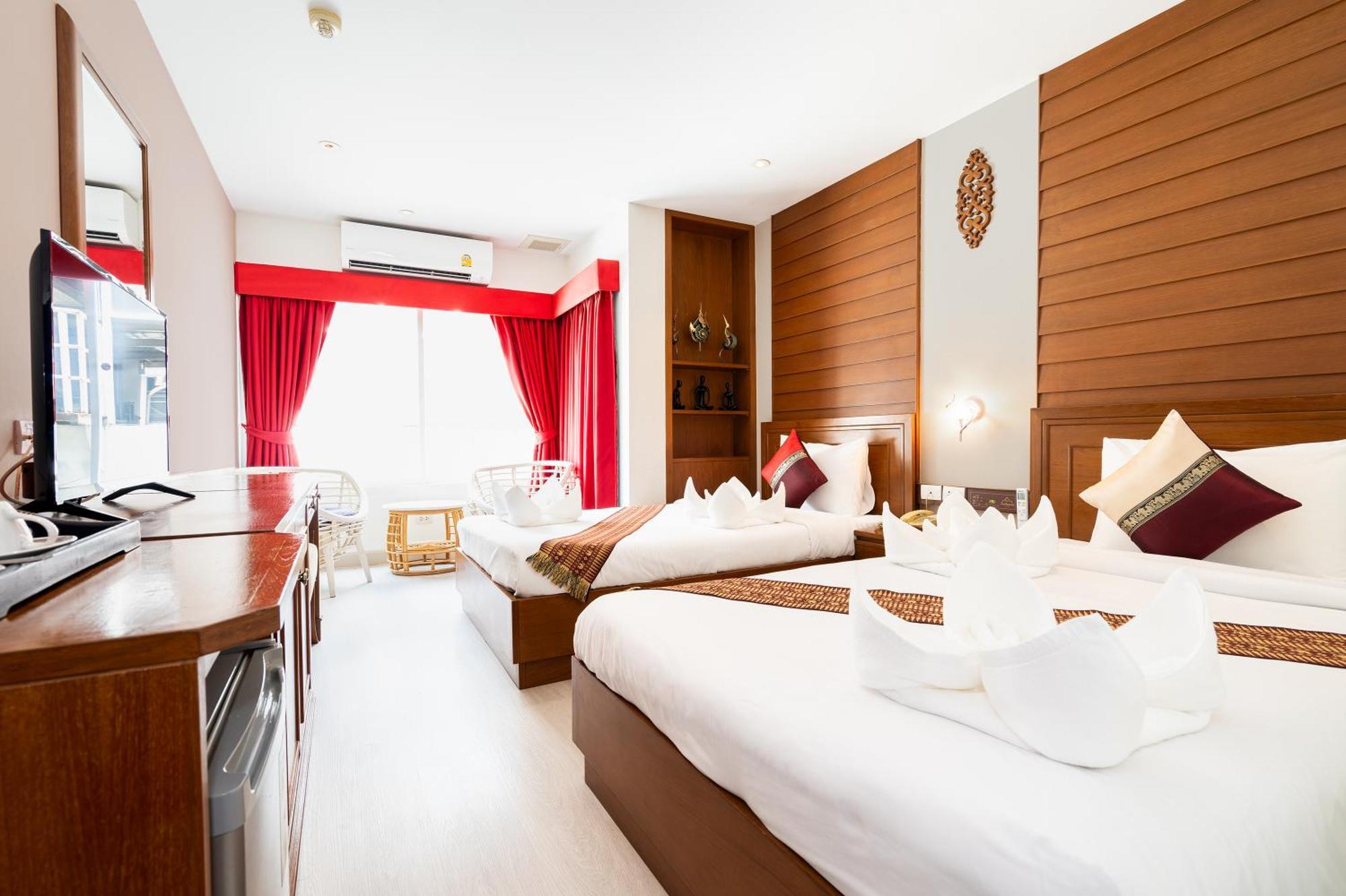 Baan Sukhumvit Soi 18 Hotel Bangkok Ngoại thất bức ảnh