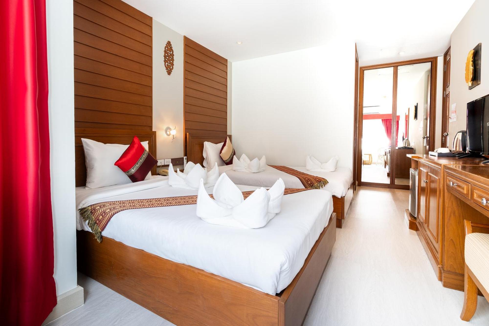 Baan Sukhumvit Soi 18 Hotel Bangkok Ngoại thất bức ảnh