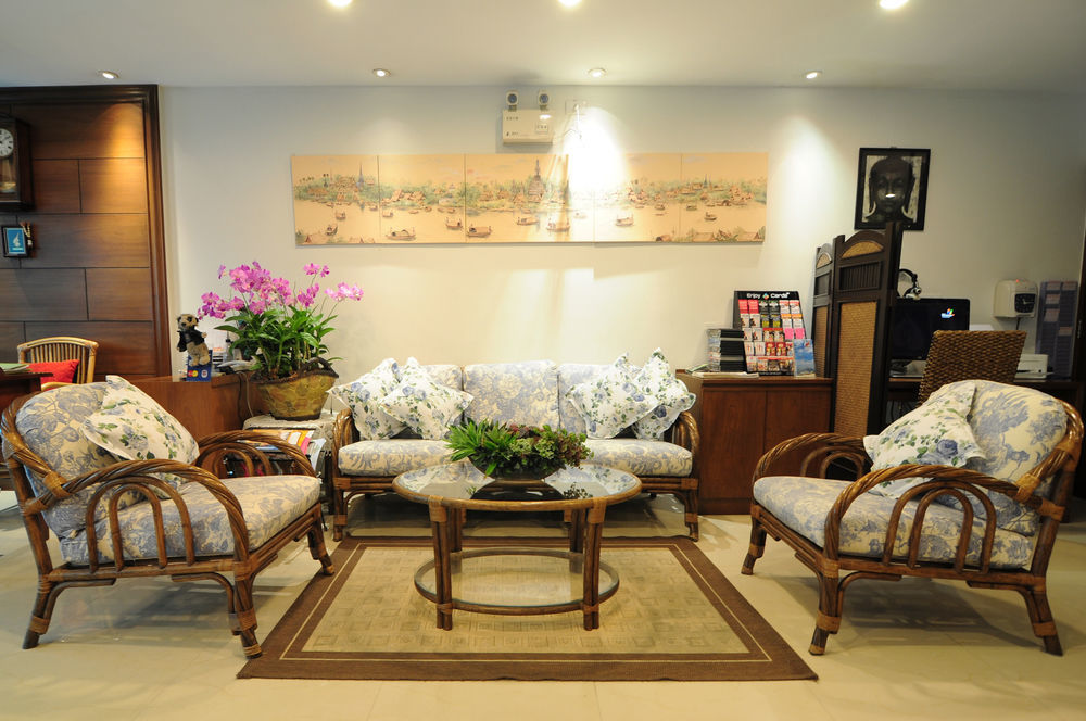 Baan Sukhumvit Soi 18 Hotel Bangkok Ngoại thất bức ảnh