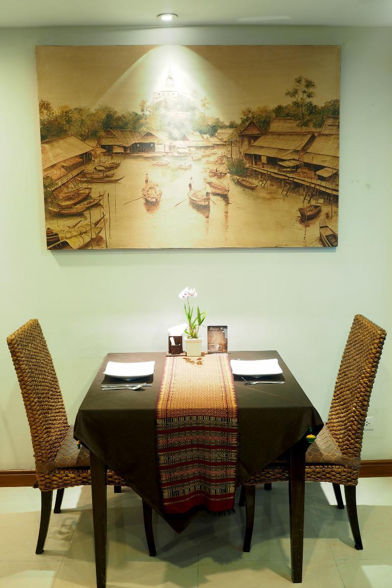 Baan Sukhumvit Soi 18 Hotel Bangkok Ngoại thất bức ảnh