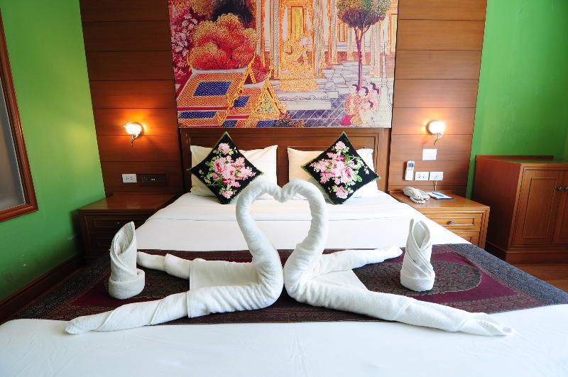Baan Sukhumvit Soi 18 Hotel Bangkok Ngoại thất bức ảnh